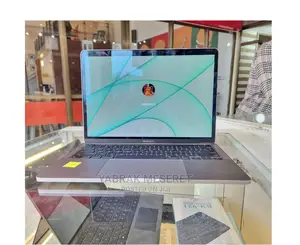 New Laptop Apple MacBook Pro M1 8GB Apple M1 Pro SSD 256GB