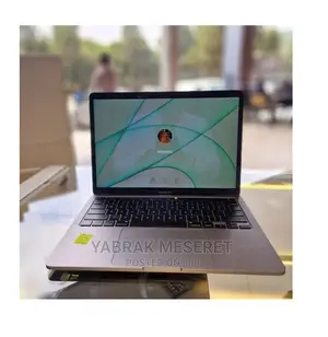 New Laptop Apple MacBook Pro M1 8GB Apple M1 Pro SSD 256GB