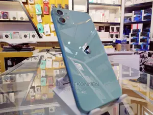 New Apple iPhone 11 128 GB Green