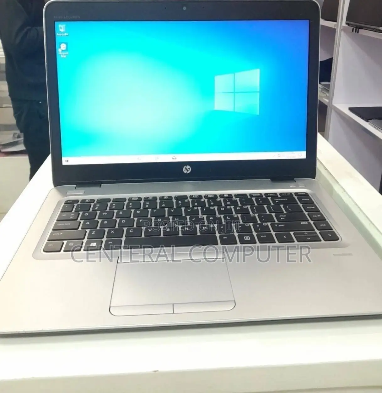 New Laptop HP EliteBook 840 G4 8GB Intel Core I5 HDD 1T