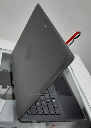 New Laptop HP 8GB Intel Core I3 SSD 256GB
