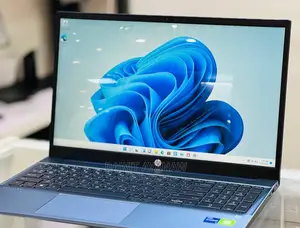 New Laptop HP Pavilion 15 8GB Intel Core i7 SSD 512GB