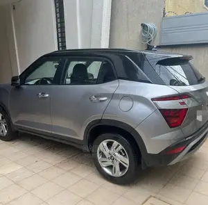 Hyundai Creta 2023 Silver