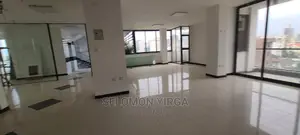 የሚከራይ ለቢሮ የሚሆን