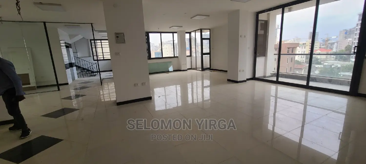 የሚከራይ ለቢሮ የሚሆን