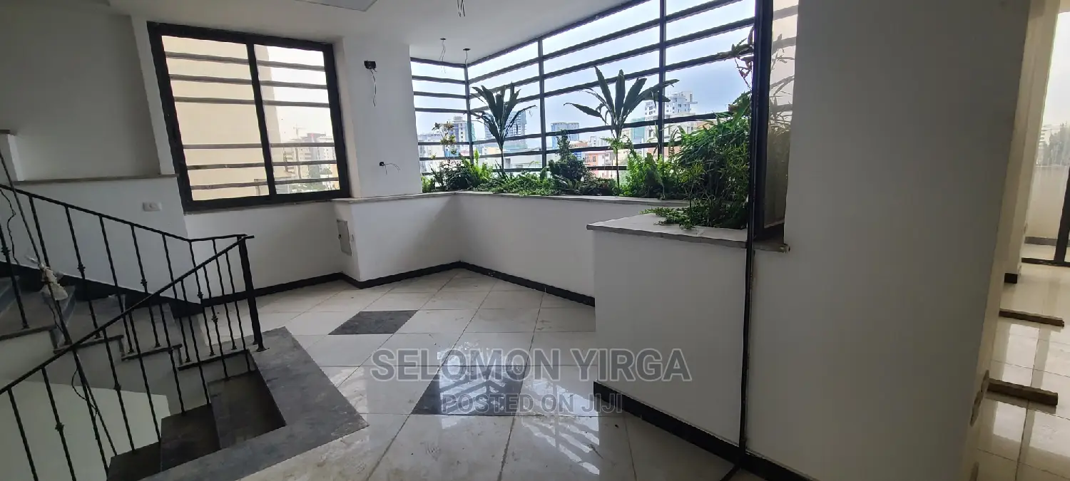 የሚከራይ ለቢሮ የሚሆን