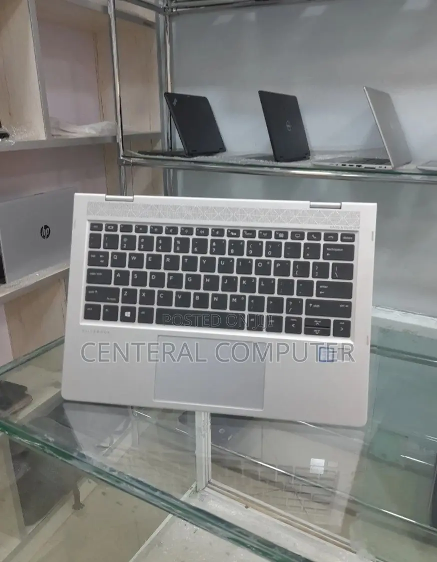 New Laptop HP EliteBook 830 16GB Intel Core I5 SSD 512GB