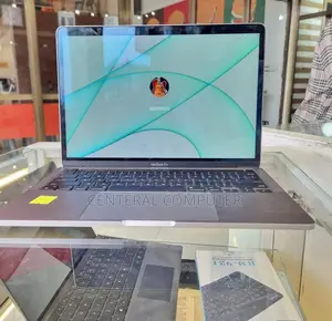 New Laptop Apple MacBook Pro M1 8GB Apple M1 Pro SSD 256GB