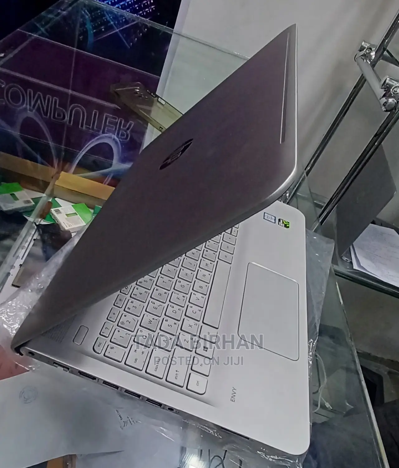 New Laptop HP 14-Dq2031tg 8GB Intel Core I5 HDD+SSD 1T