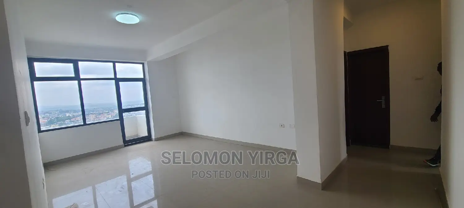 2bdrm Apartment in አድስ አበባ, Bole for rent
