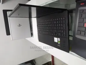 New Laptop HP Omen 15 16GB Intel Core I7 SSD 1T