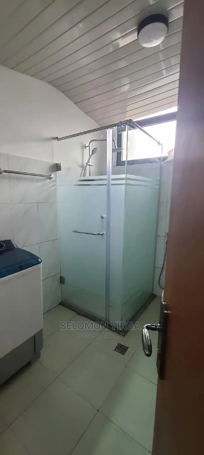 Furnished 2bdrm Apartment in አድስ አበባ, Bole for rent