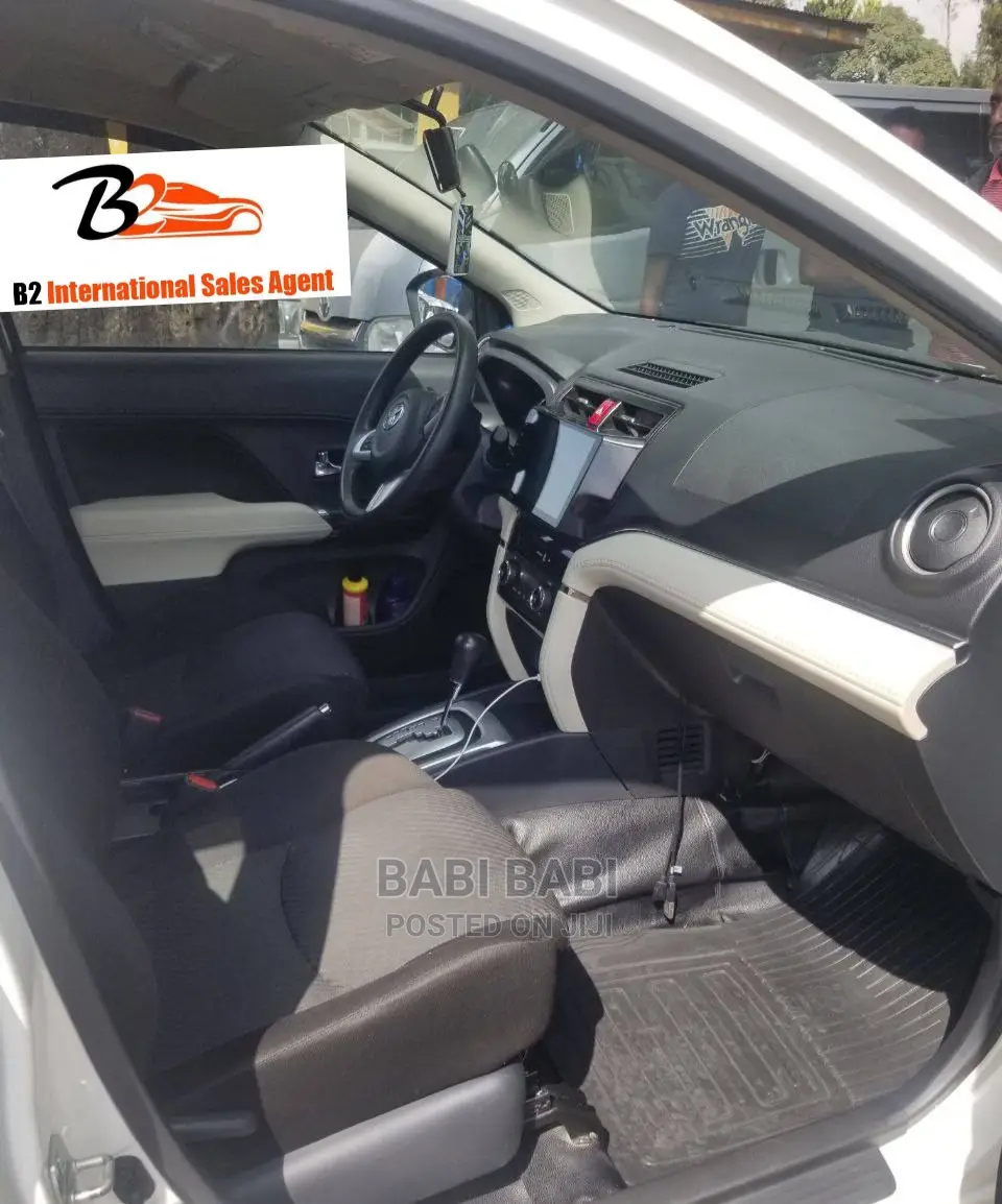 Toyota Rush 2020 White