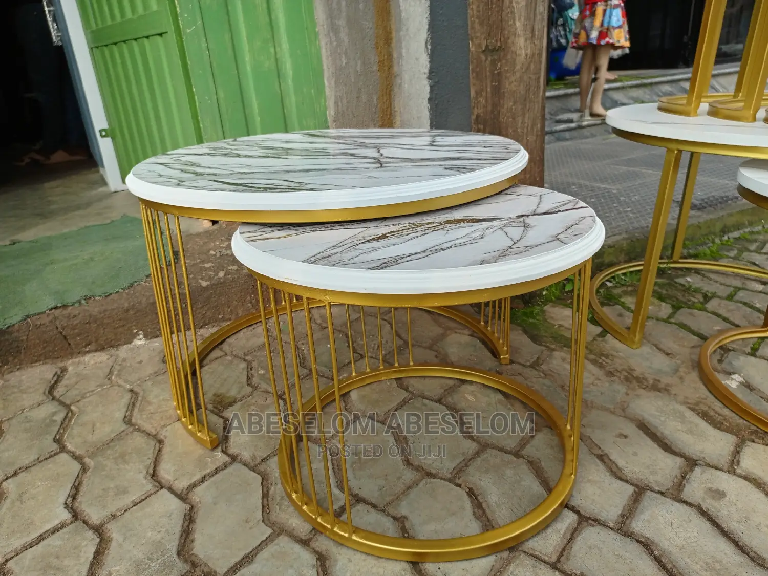 የሶፋ ጠረጴዛዎች