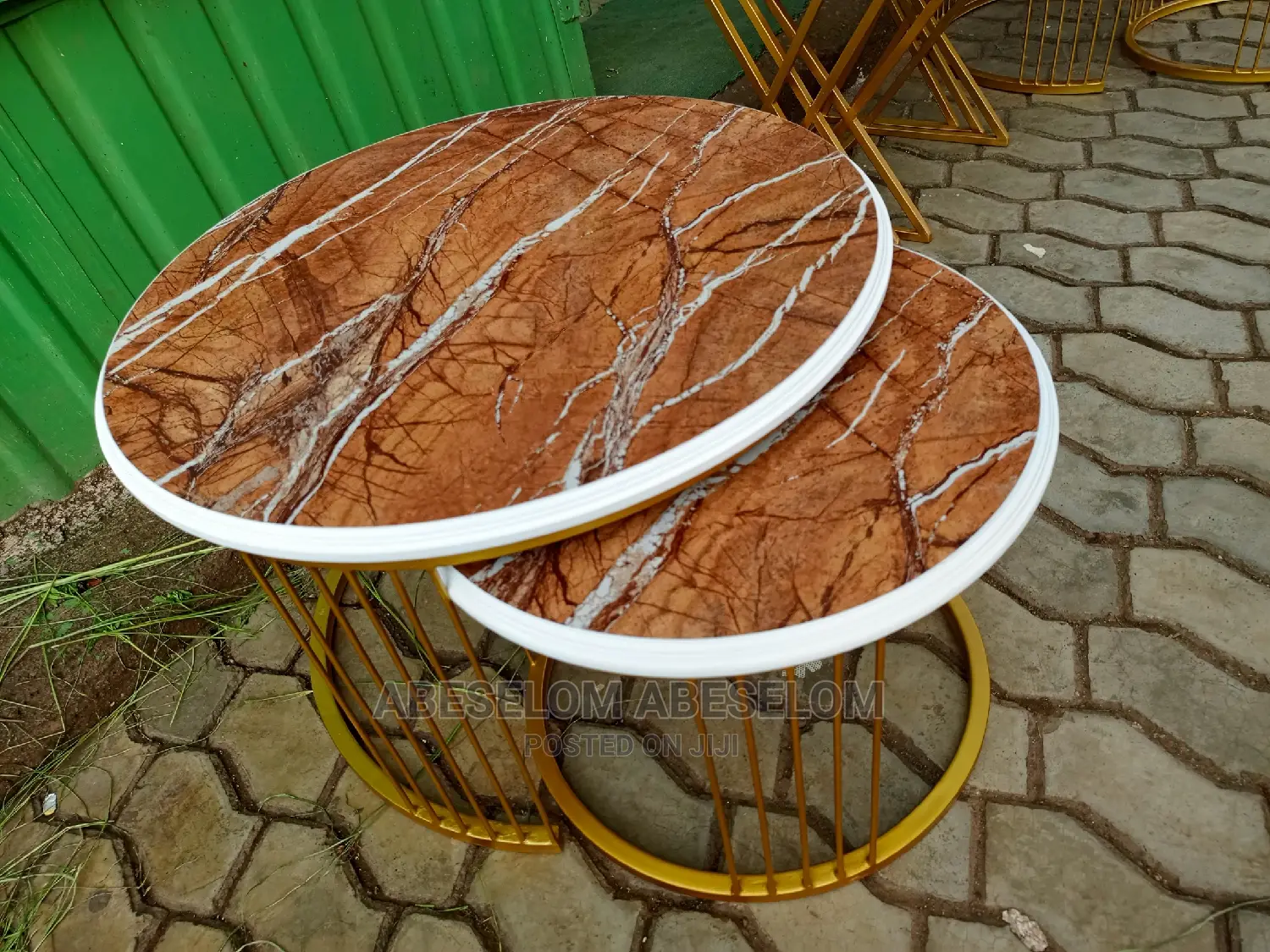 የሶፋ ጠረጴዛዎች