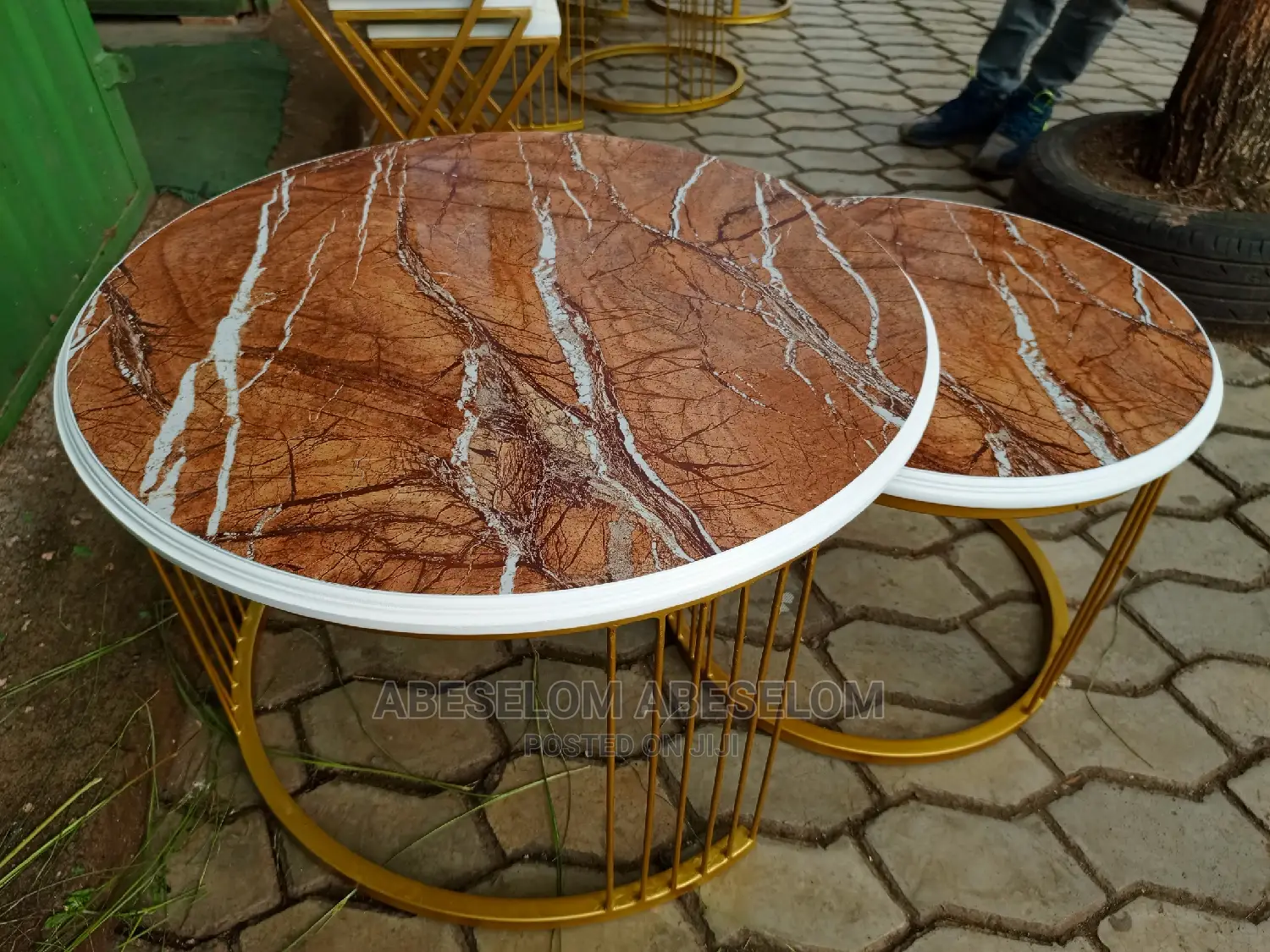 የሶፋ ጠረጴዛዎች