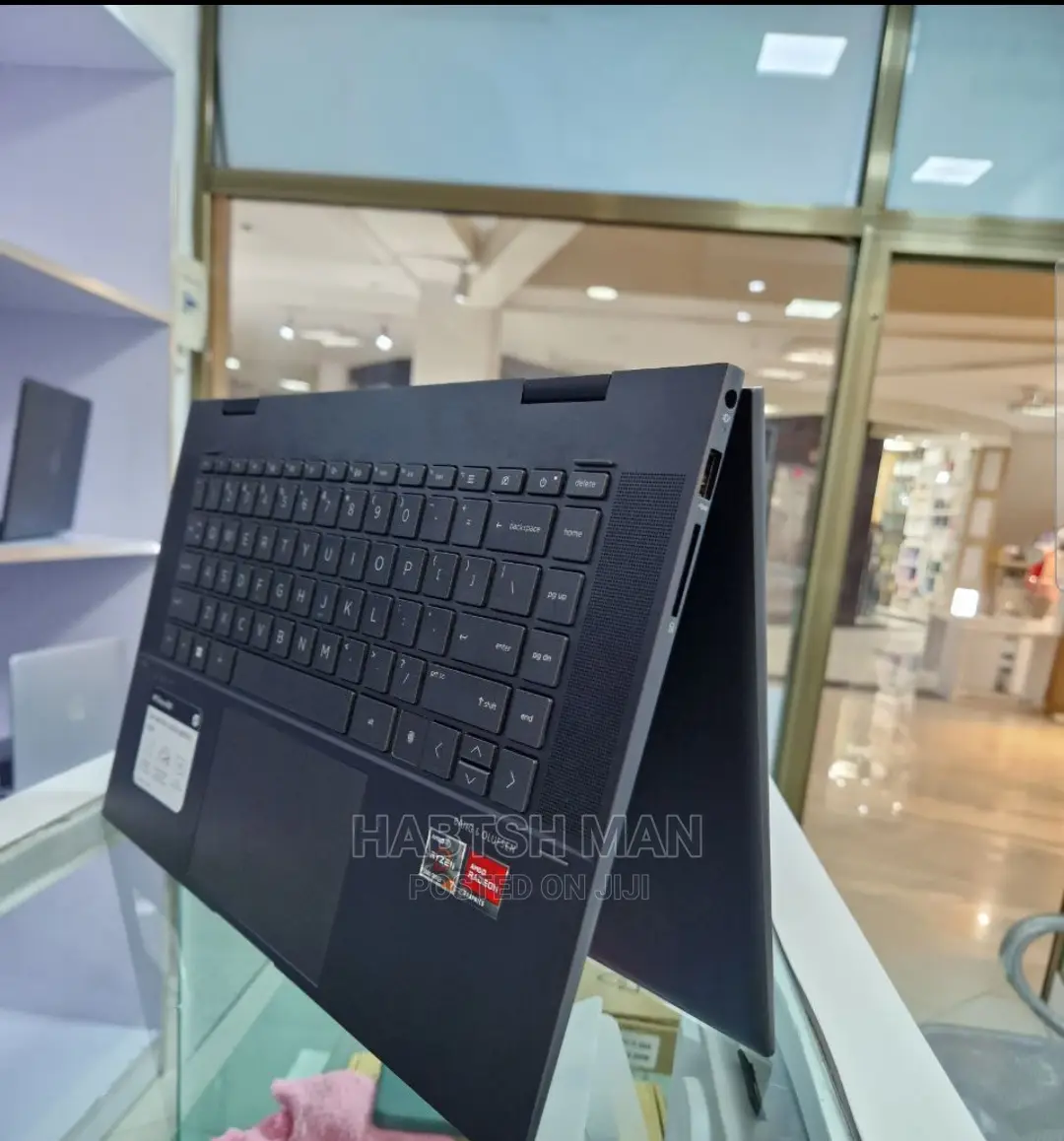 New Laptop HP Envy X360 16GB AMD Ryzen 7 SSD 512GB