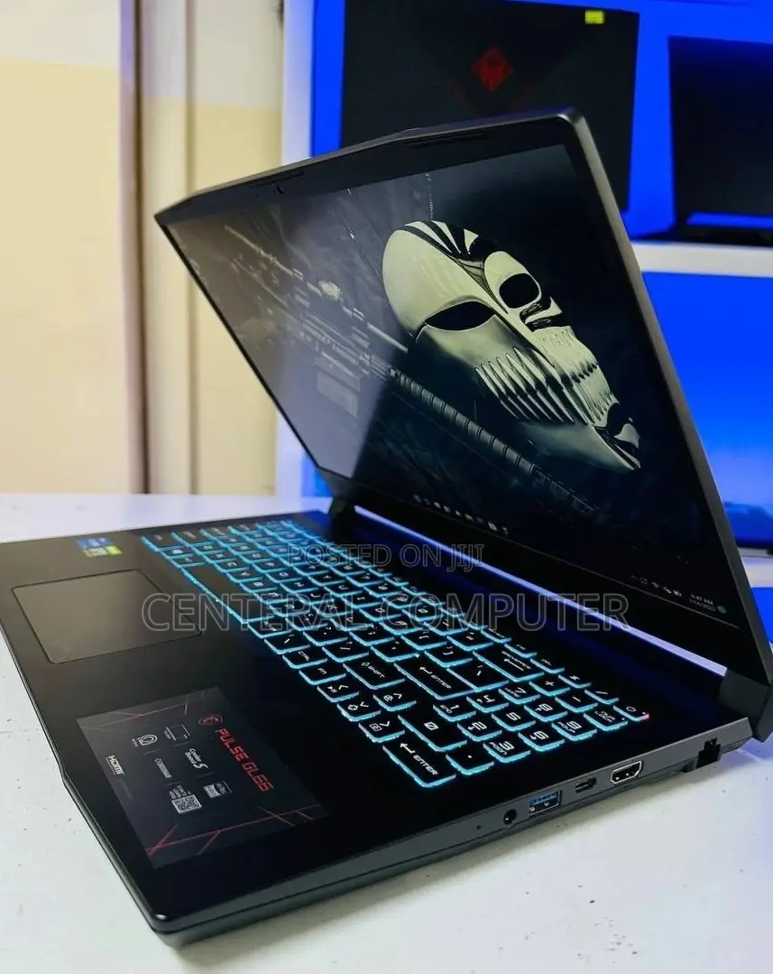 New Laptop MSI Pulse GL66 8GB Intel Core I5 SSD 512GB