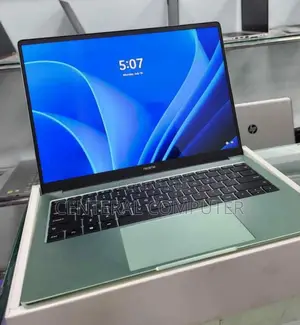 New Laptop 16GB Intel Core I5 SSD 512GB