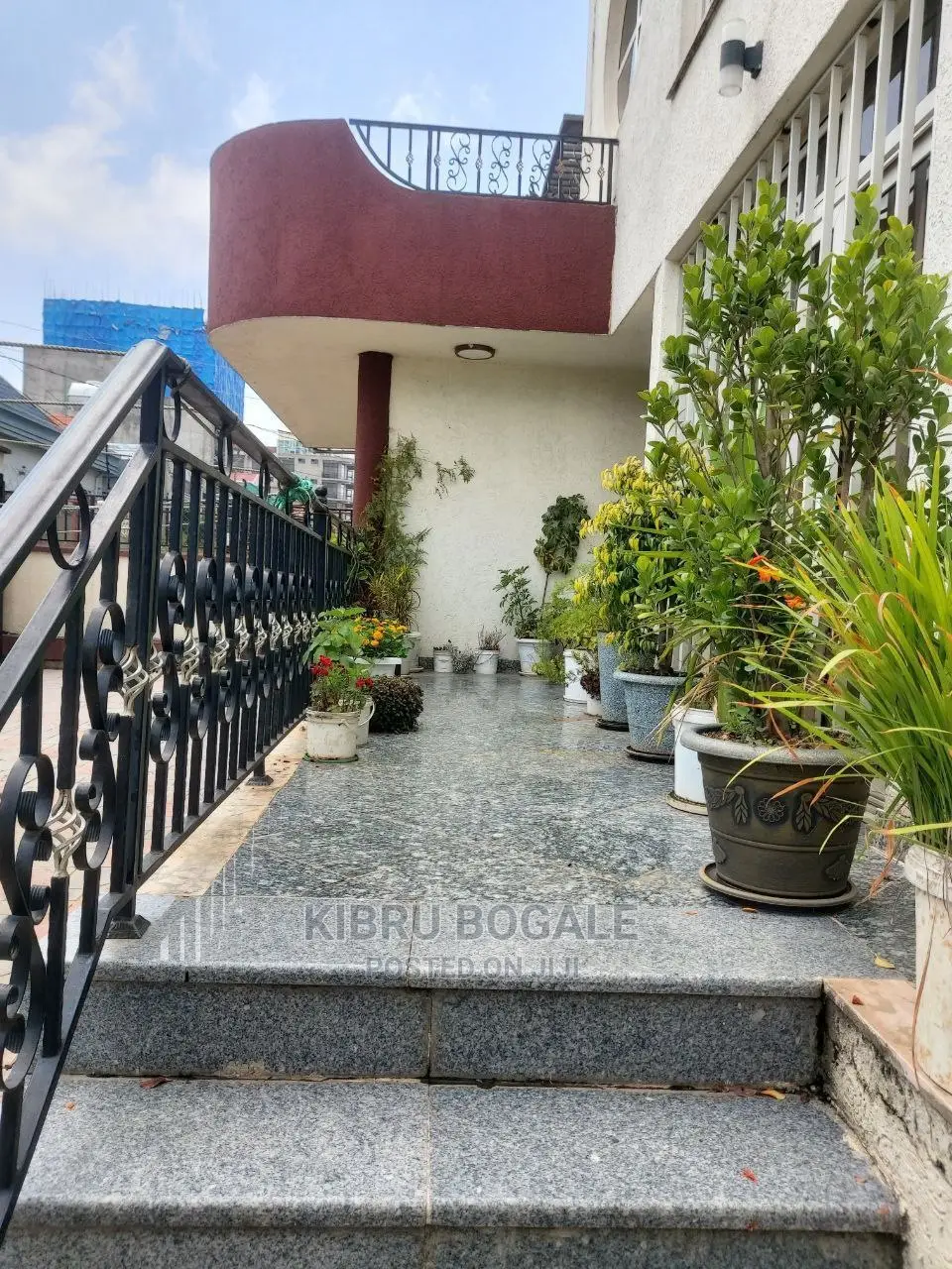6bdrm House in Ayat, Bole for sale