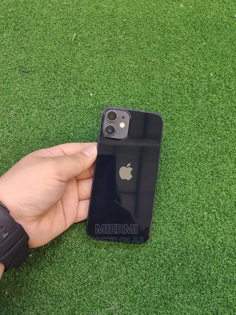 New Apple iPhone 12 mini 64 GB Black