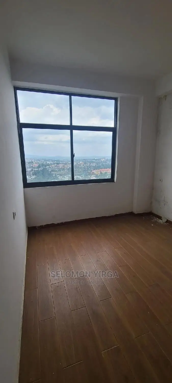 2bdrm Apartment in አድስ አበባ, Bole for rent