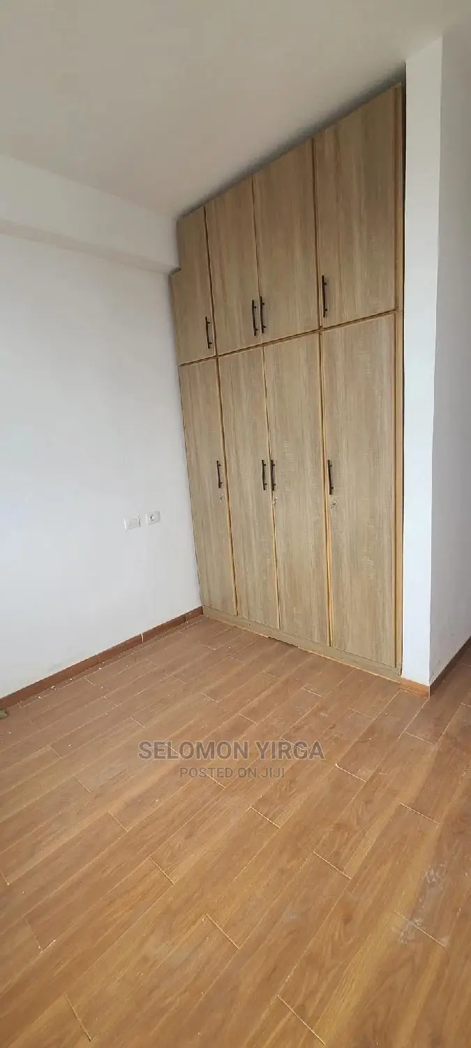 2bdrm Apartment in አድስ አበባ, Bole for rent