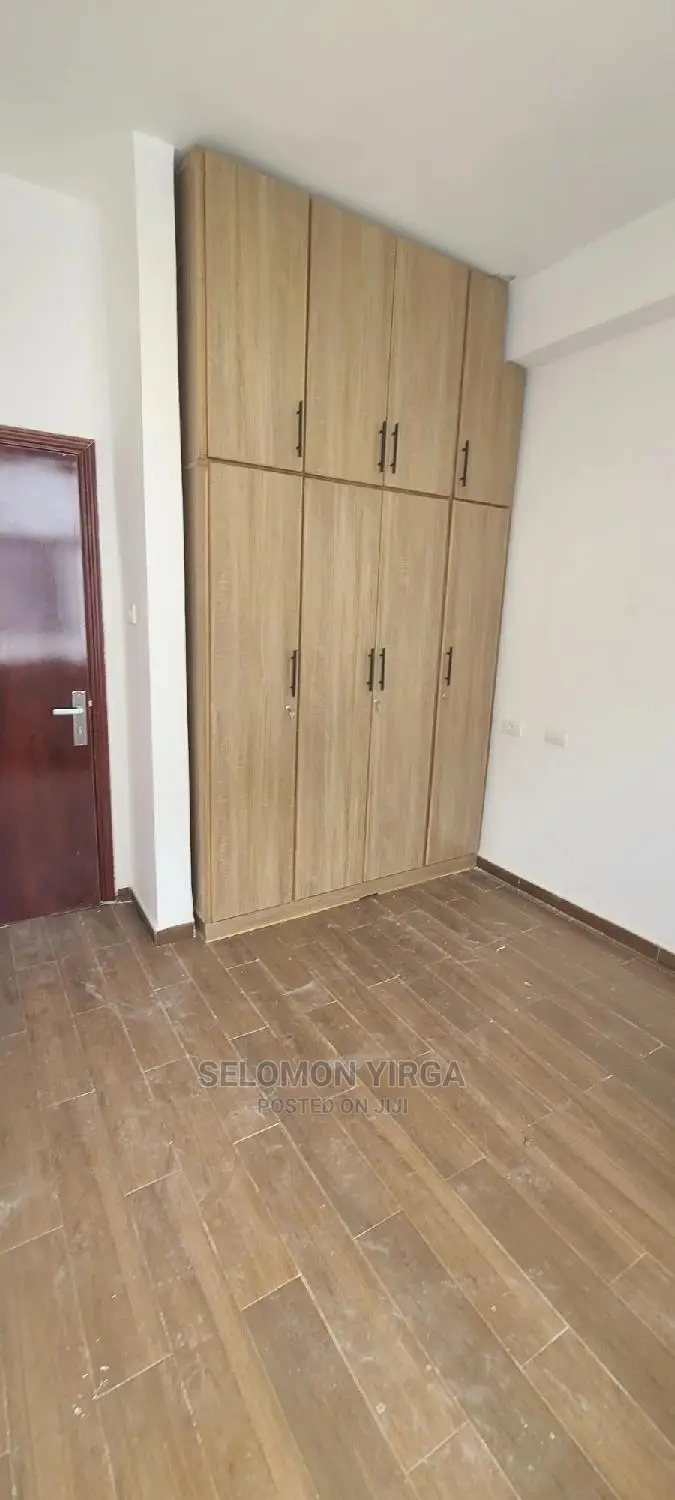 2bdrm Apartment in አድስ አበባ, Bole for rent