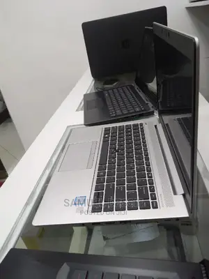 New Laptop HP EliteBook 840 G5 8GB Intel Core I5 SSD 512GB