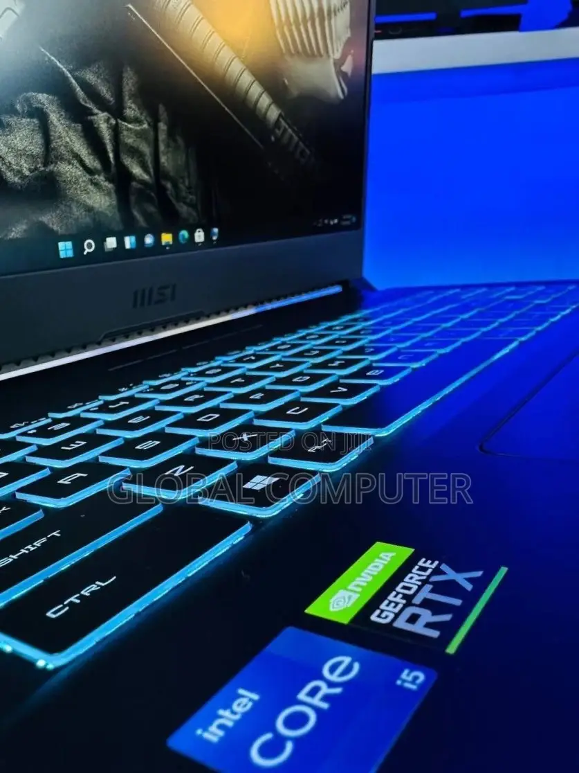 New Laptop MSI Pulse GL66 8GB Intel Core I5 SSD 512GB