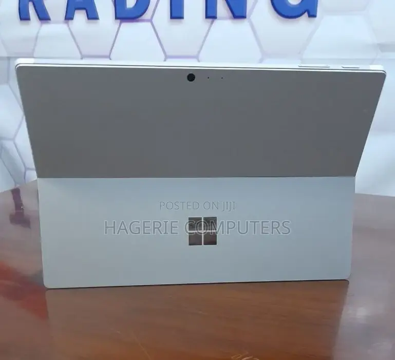 New Laptop Microsoft Surface Pro 8GB Intel Core i5 SSD 256GB