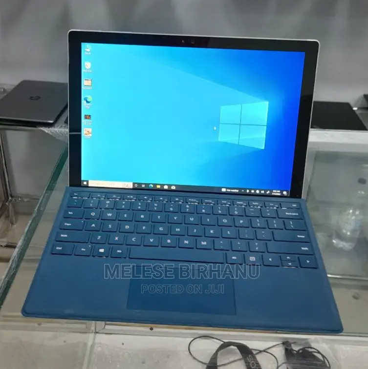 New Laptop Microsoft Surface Pro 8GB Intel Core i5 SSD 256GB