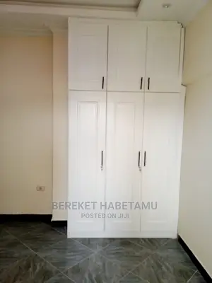 6bdrm House in ላፍቶ, Nifas Silk-Lafto for sale