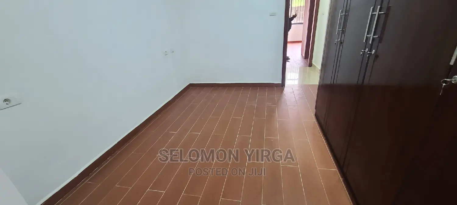 2bdrm Apartment in አድስ አበባ, Bole for rent