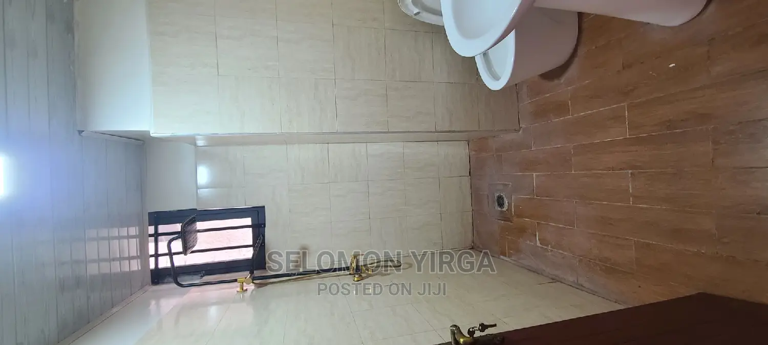 2bdrm Apartment in አድስ አበባ, Bole for rent
