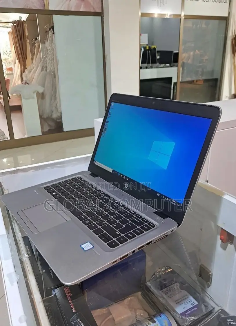 New Laptop HP 8GB Intel Core I7 HDD 1T