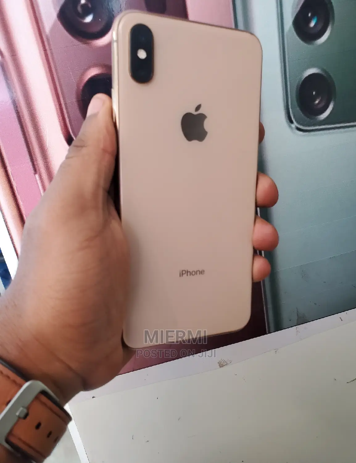 Apple iPhone XS Max 64 GB Gold