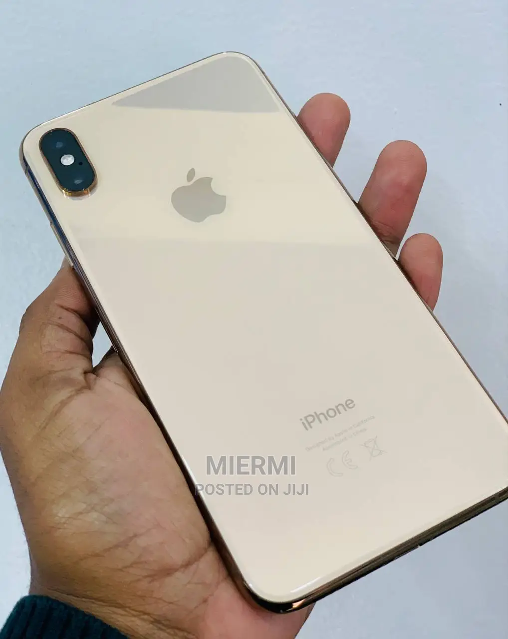Apple iPhone XS Max 64 GB Gold