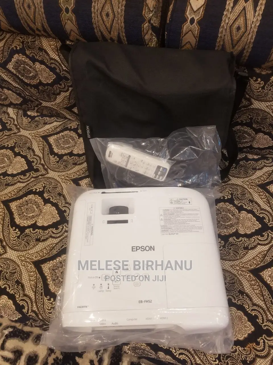 New Epson EB-FH52 Projector