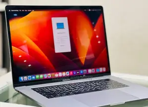 New Laptop Apple MacBook Pro 2017 16GB Intel Core I7 SSD 512GB