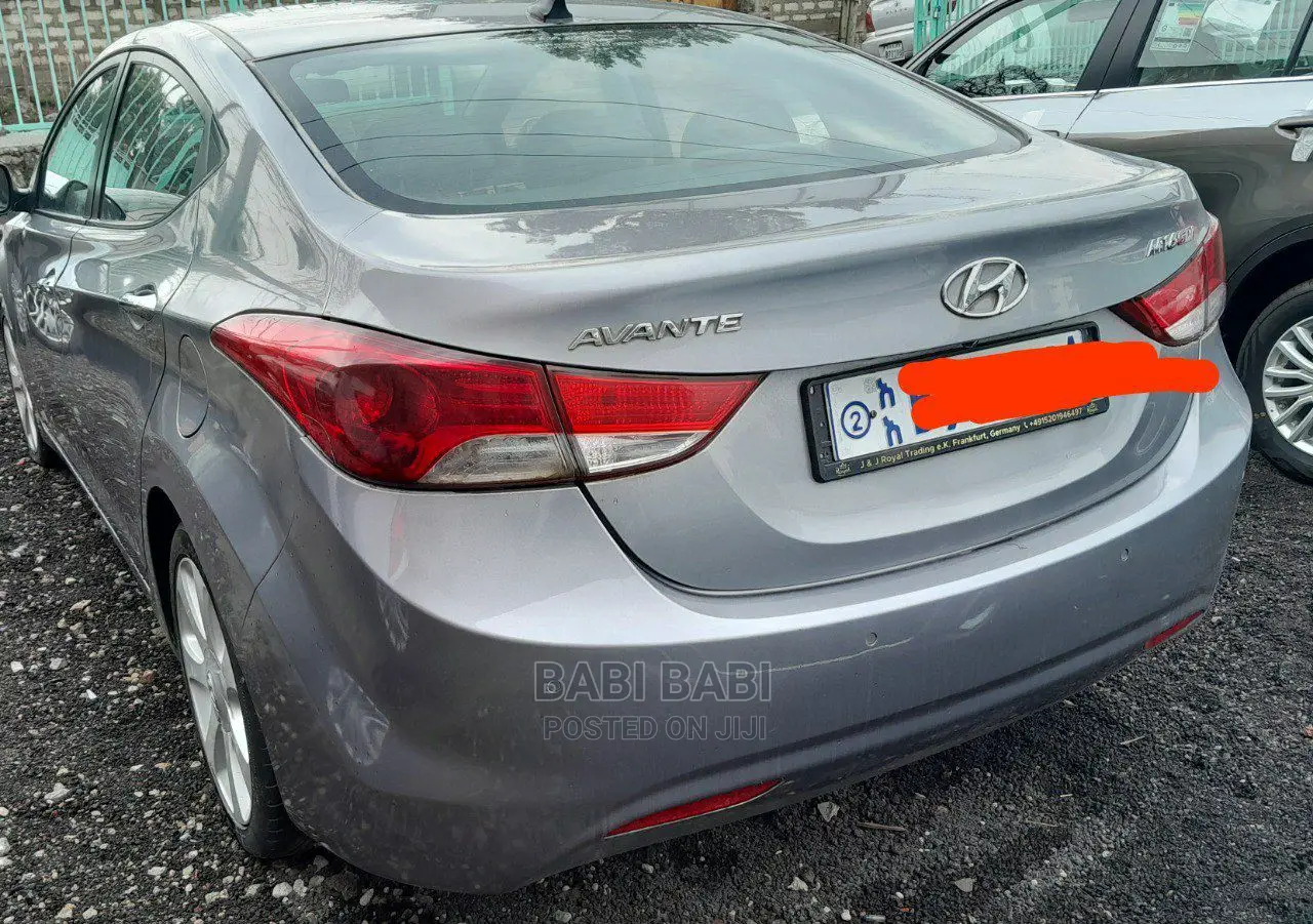 Hyundai Avante 2014 Gray