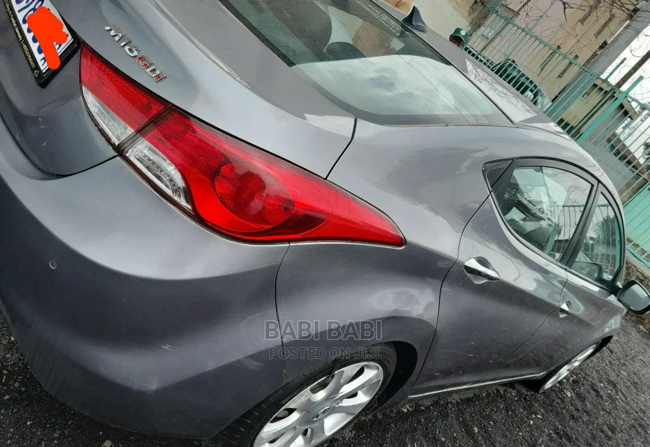 Hyundai Avante 2014 Gray