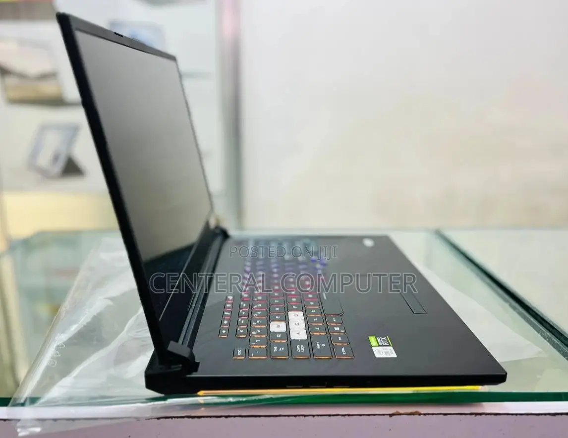 New Laptop Asus 16GB Intel Core I7 SSD 512GB