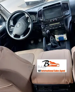 Toyota Land Cruiser 2013 Silver