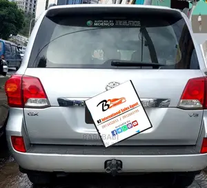 Toyota Land Cruiser 2013 Silver