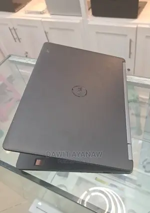 Photo - New Laptop Dell Latitude 14 E7480 8GB Intel Core I5 SSD 256GB