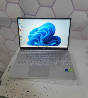 New Laptop HP 16GB Intel Core I7 SSD 512GB