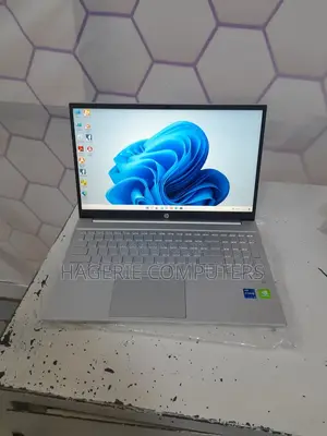 New Laptop HP Pavilion 14 16GB Intel Core I7 SSD 512GB
