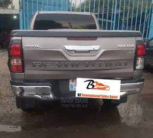 Toyota Hilux 2019 Gold