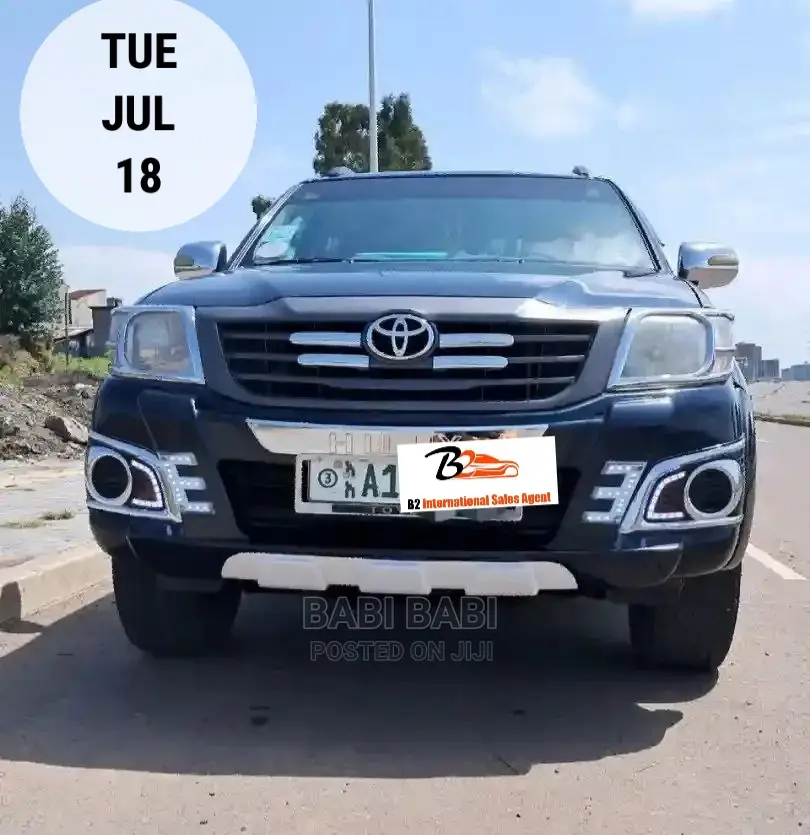 Toyota Hilux 2014 Black